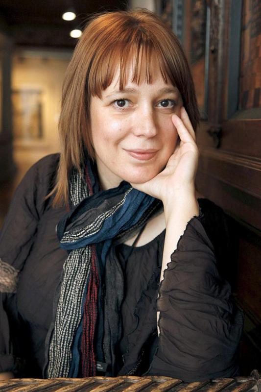 Анхела Валвей